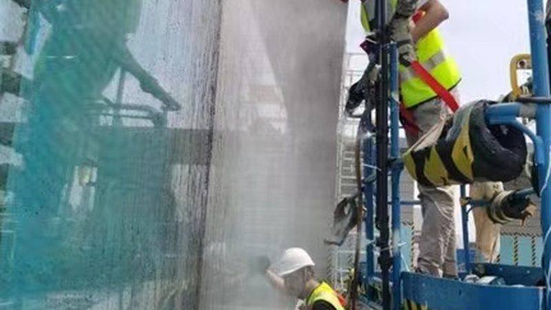 上海折叠门缓冲器安装：关键步骤与注意事项**